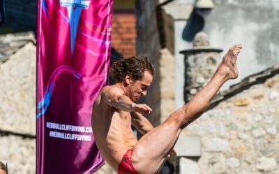 Red Bull Cliff Diving: Uzbudljiva borba za titule nastavlja se skokovima sa Starog mosta